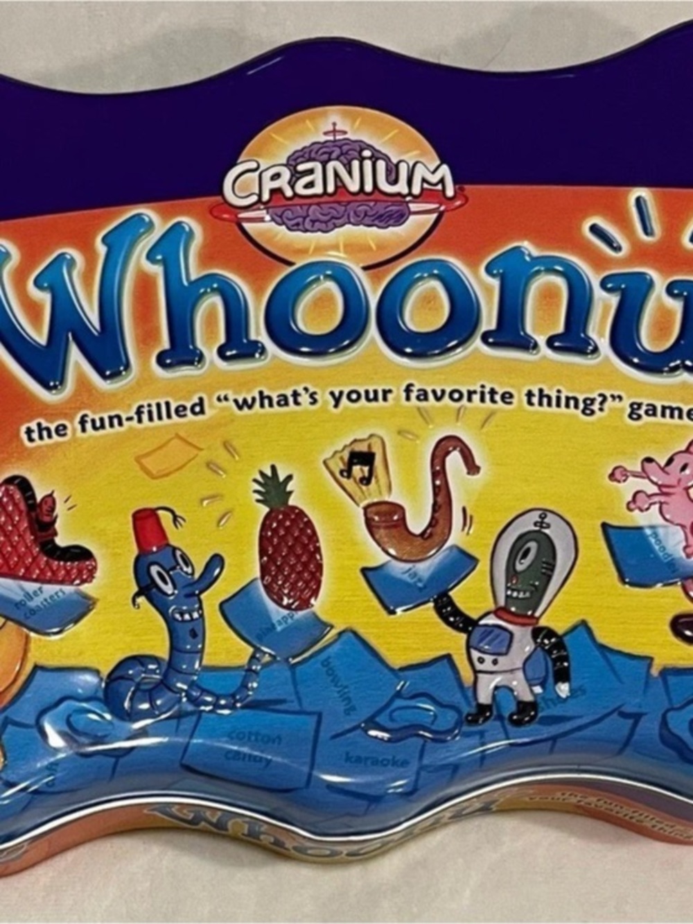 Cranium Whoonu Board Game Tin Ages 8 to Adult